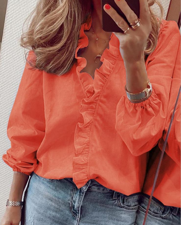 Glevato Blouse with Ruffles and V-Neck