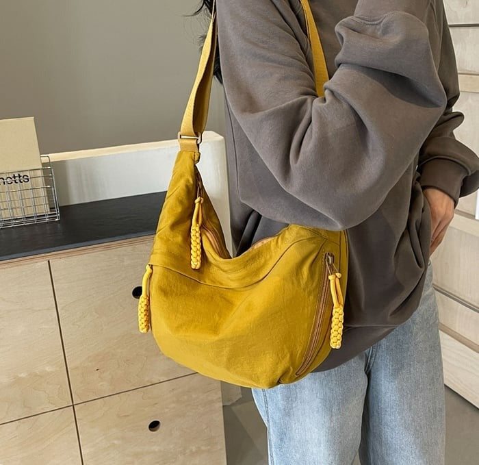 Glevato™ Crossbody Bag