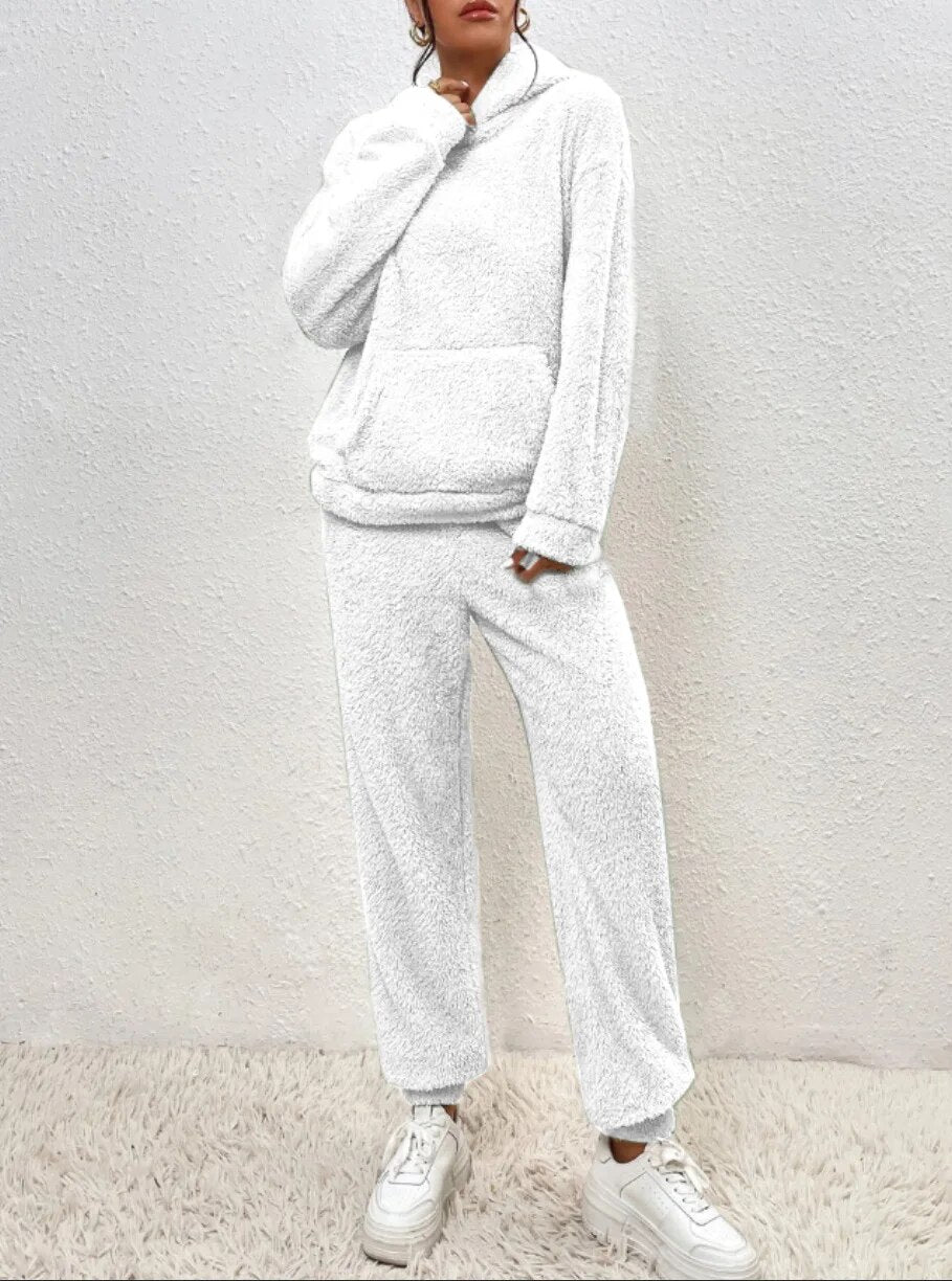 Glevato | Women's Teddy Fleece Hoodie & Jogger Set