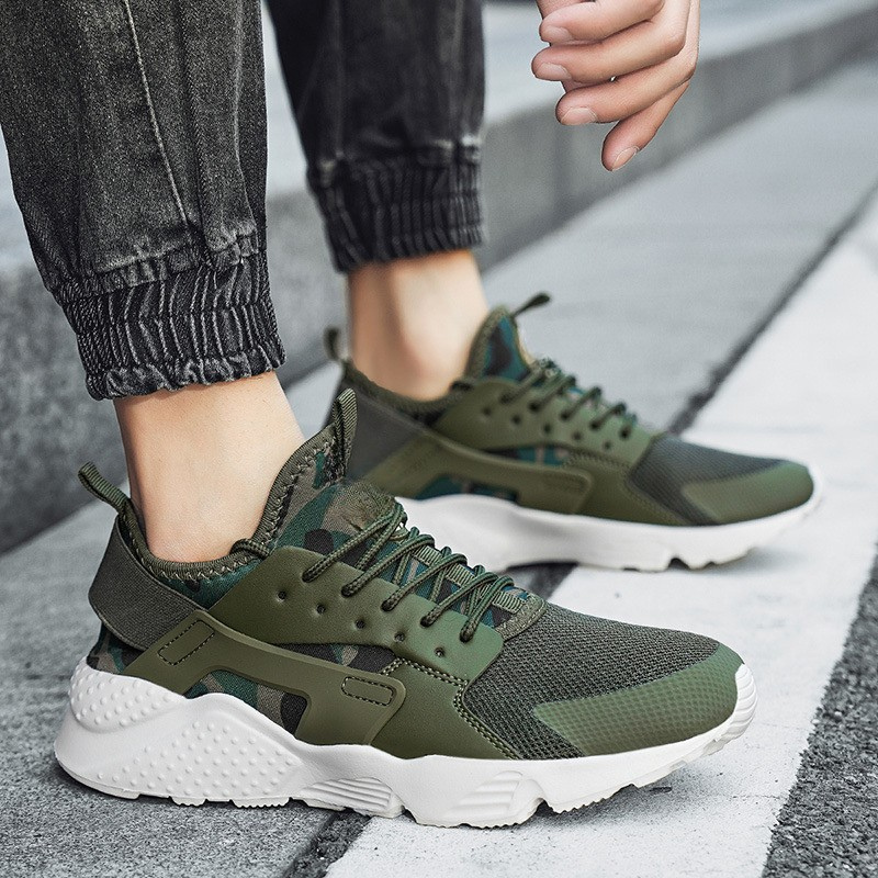 Peter – Lace-Up Sneakers with Breathable Mesh Upper and Non-Slip Sole