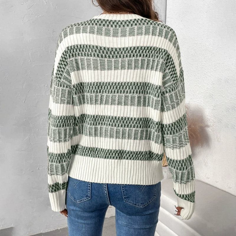 Sweter damski jesienno-zimowy o luźnym kroju z okrągłym dekoltem