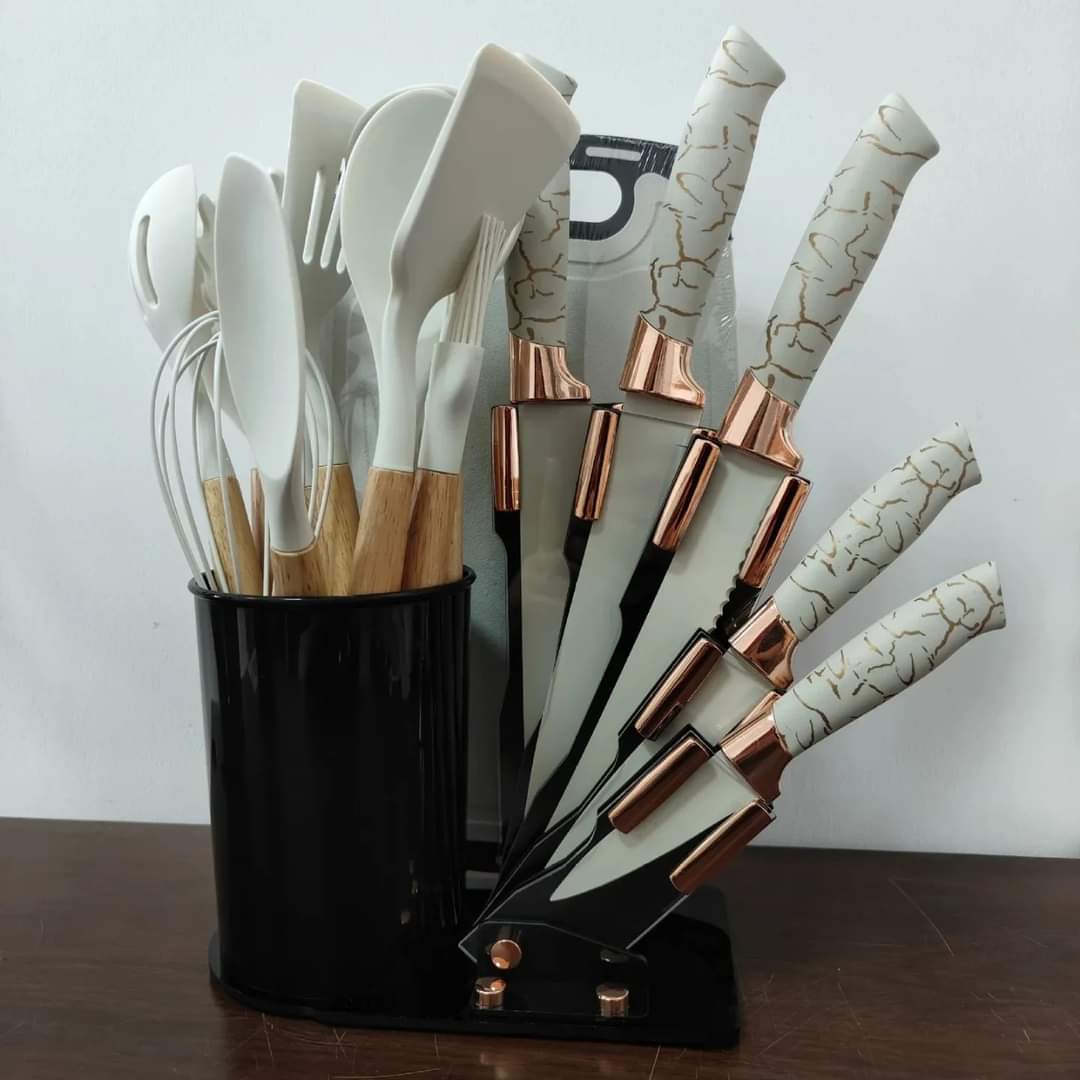 19 Piece Kitchen Utensil Set