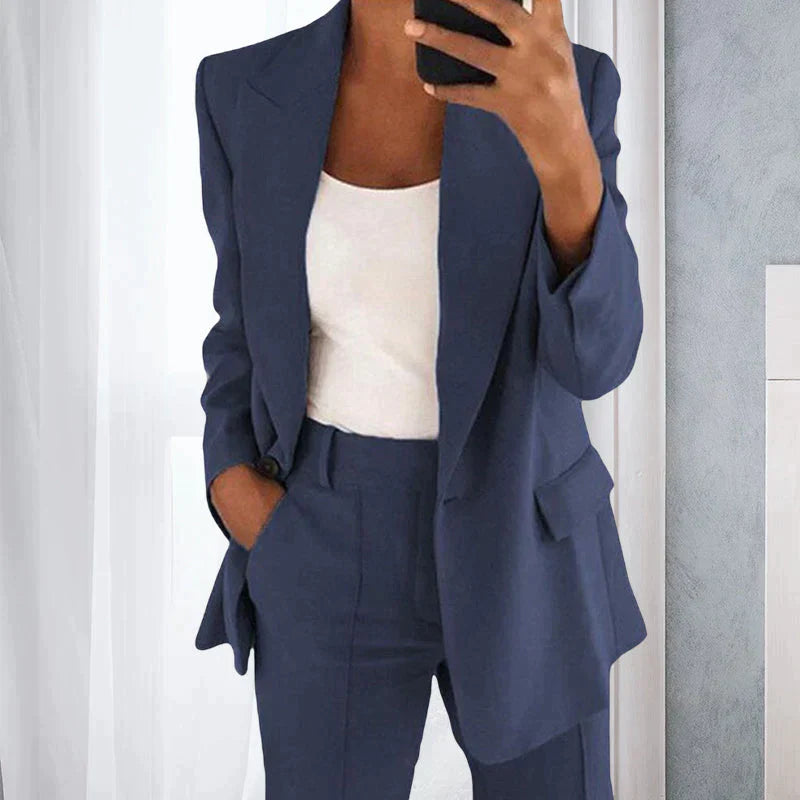 Charlotte - Women's Blazer and Pants Set