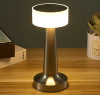Klasyczna bezprzewodowa przenośna lampa stołowa LED - LumiCrest