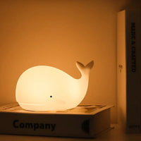 Urocza lampka nocna wieloryb z zmieniającym się kolorem - GlowWhale