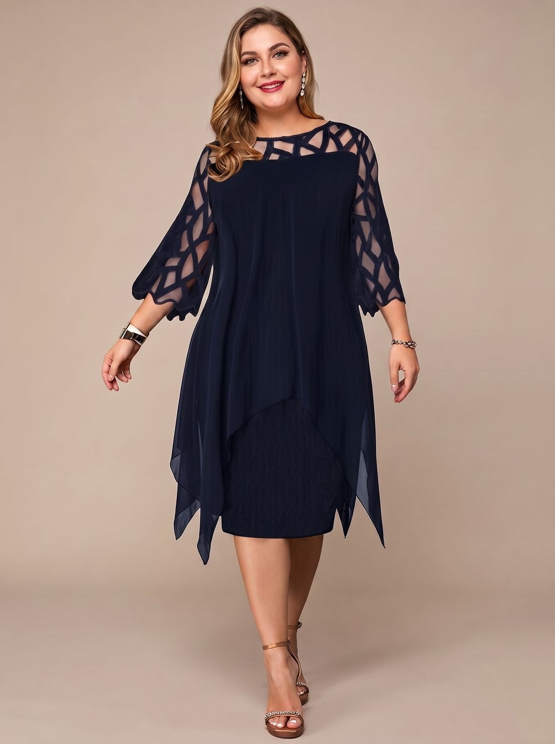 Damska sukienka midi plus size z koronkowym karczkiem i szyfonową narzutką