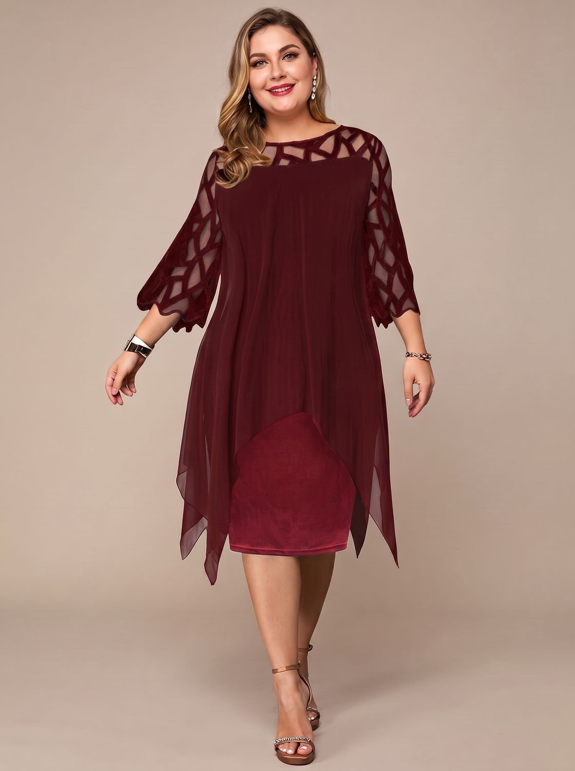 Damska sukienka midi plus size z koronkowym karczkiem i szyfonową narzutką