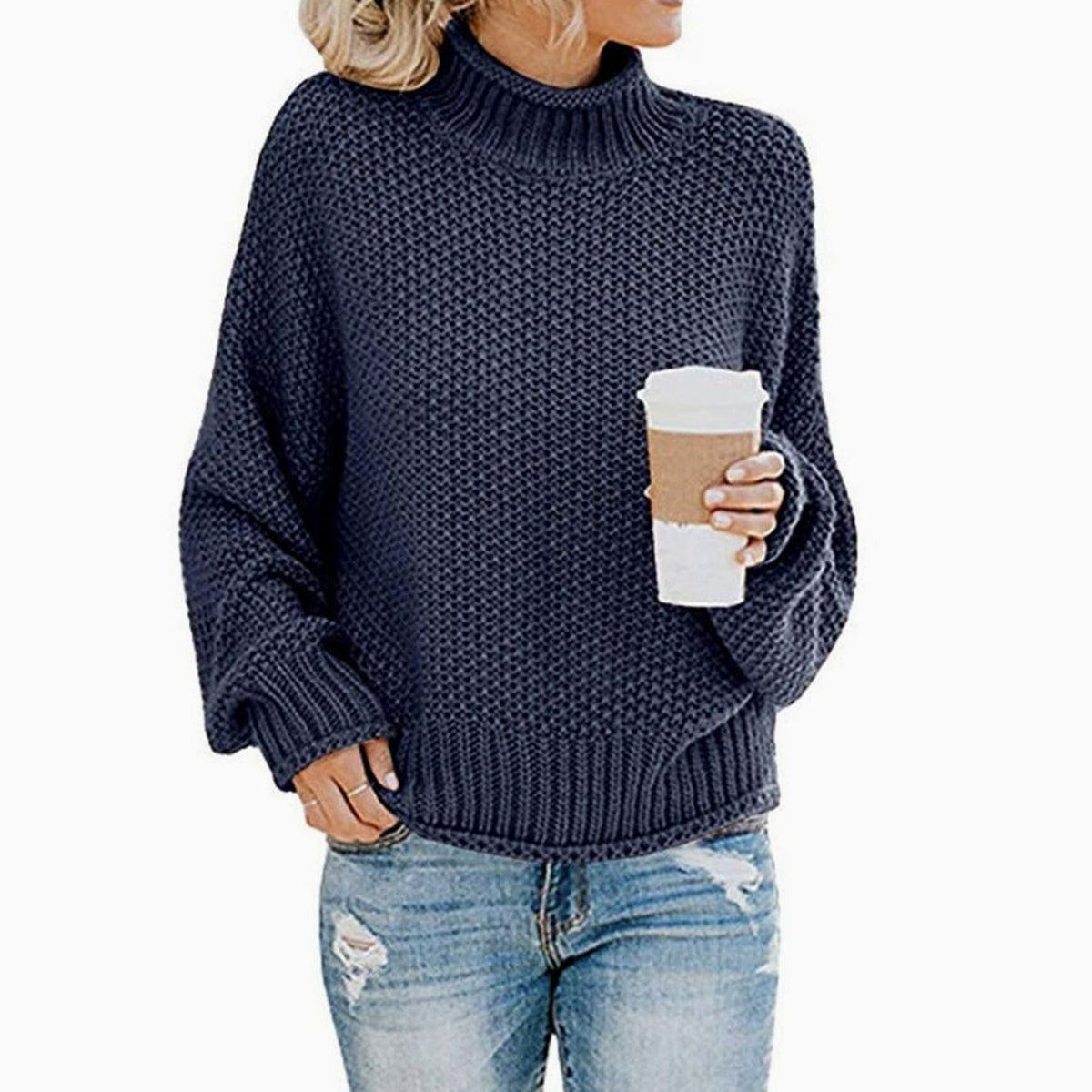 Damski sweter oversize z golfem o grubym splocie