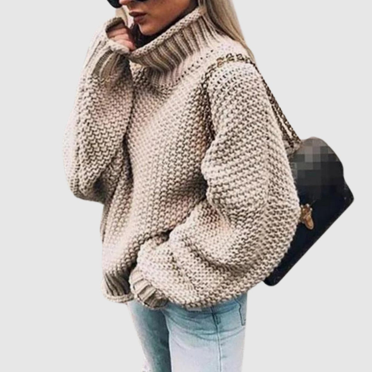Damski sweter oversize z grubym golfem