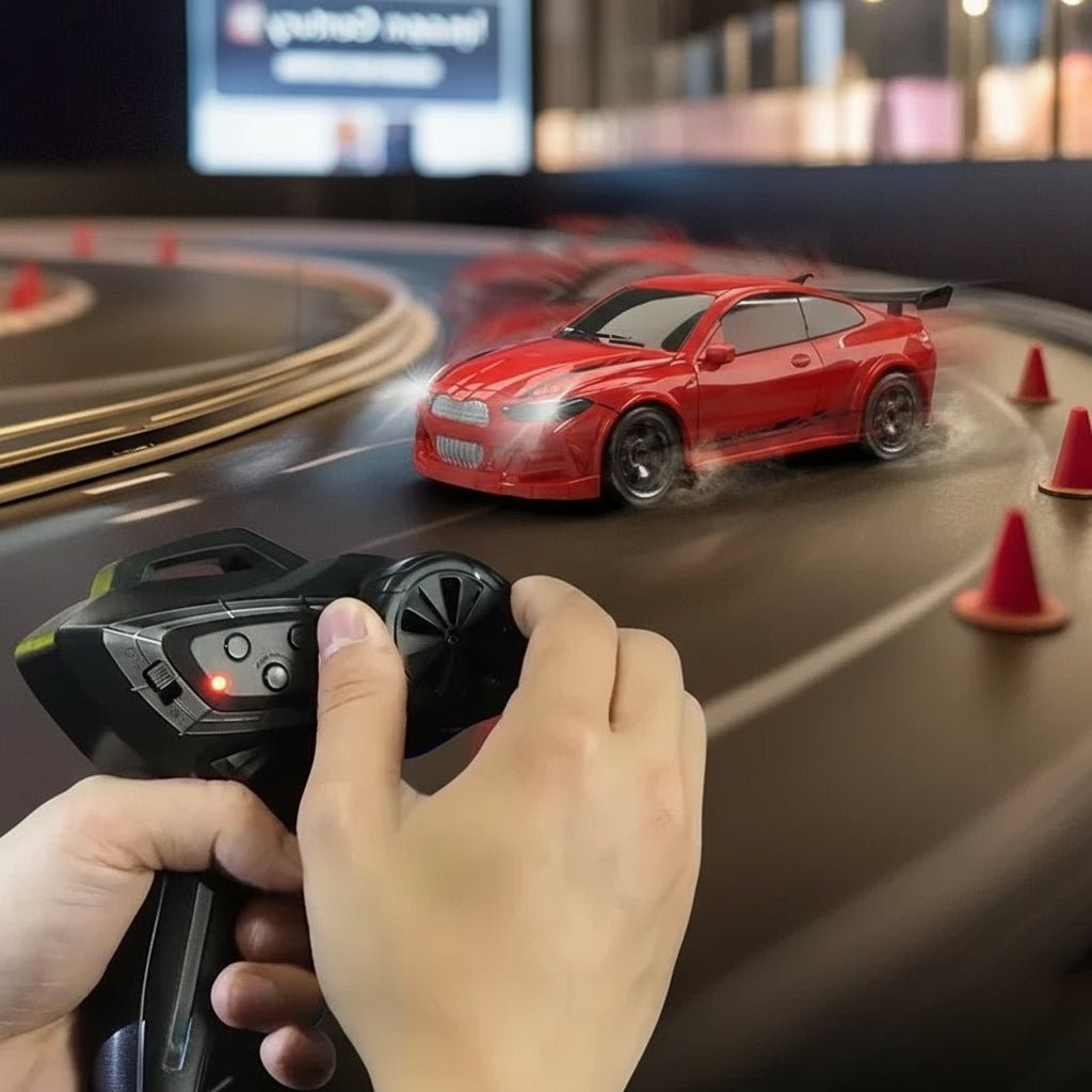 DRIFTLITE – Mini 4WD RC Car with Stable Control and Fast Acceleration
