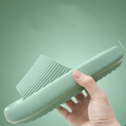 Ergonomic Slippers with Shock-Absorbing Sole - Image 3