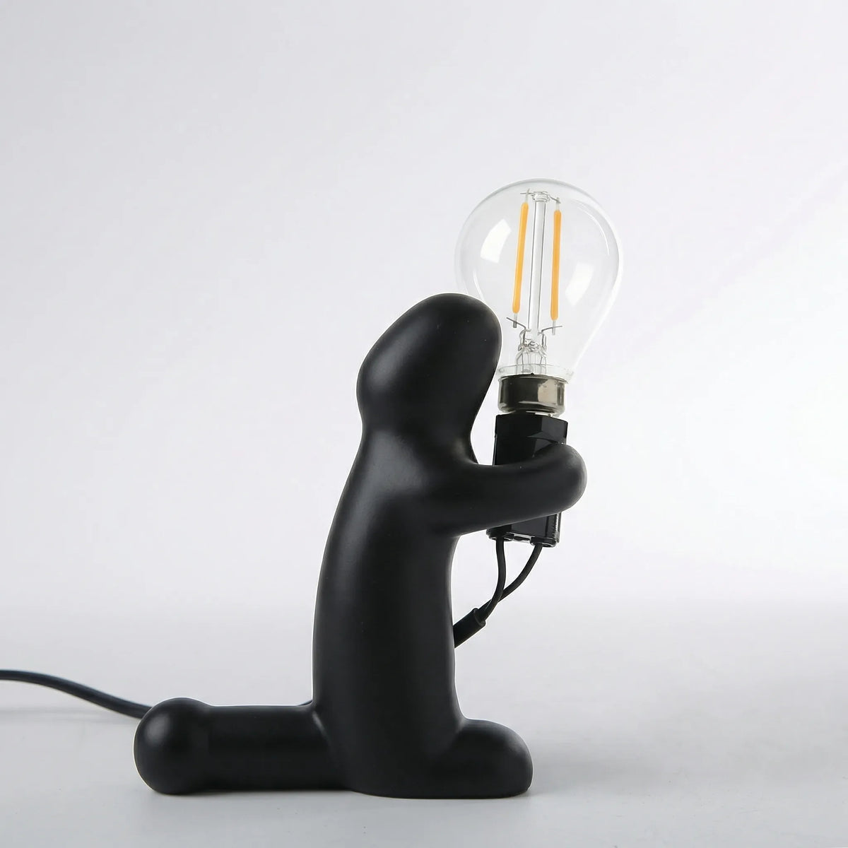 Figuralna lampa stołowa w kształcie myszy