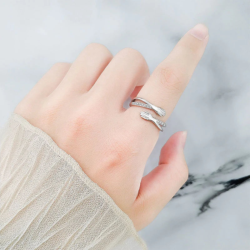 Glevato | Best Gift - Hug Ring