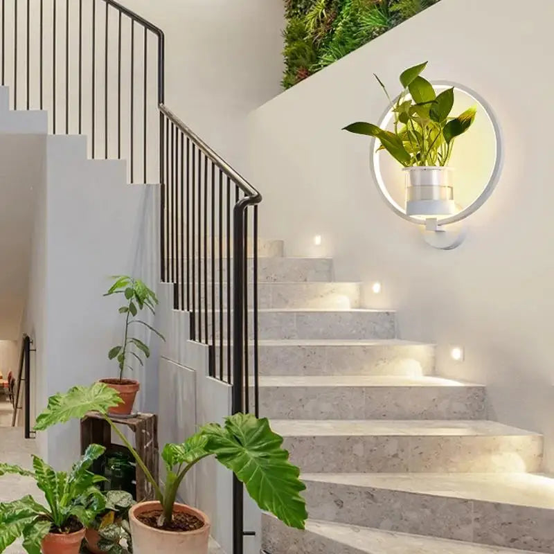 Glevato | Botanical Wall Light with Plant | Stylish Wall Lighting