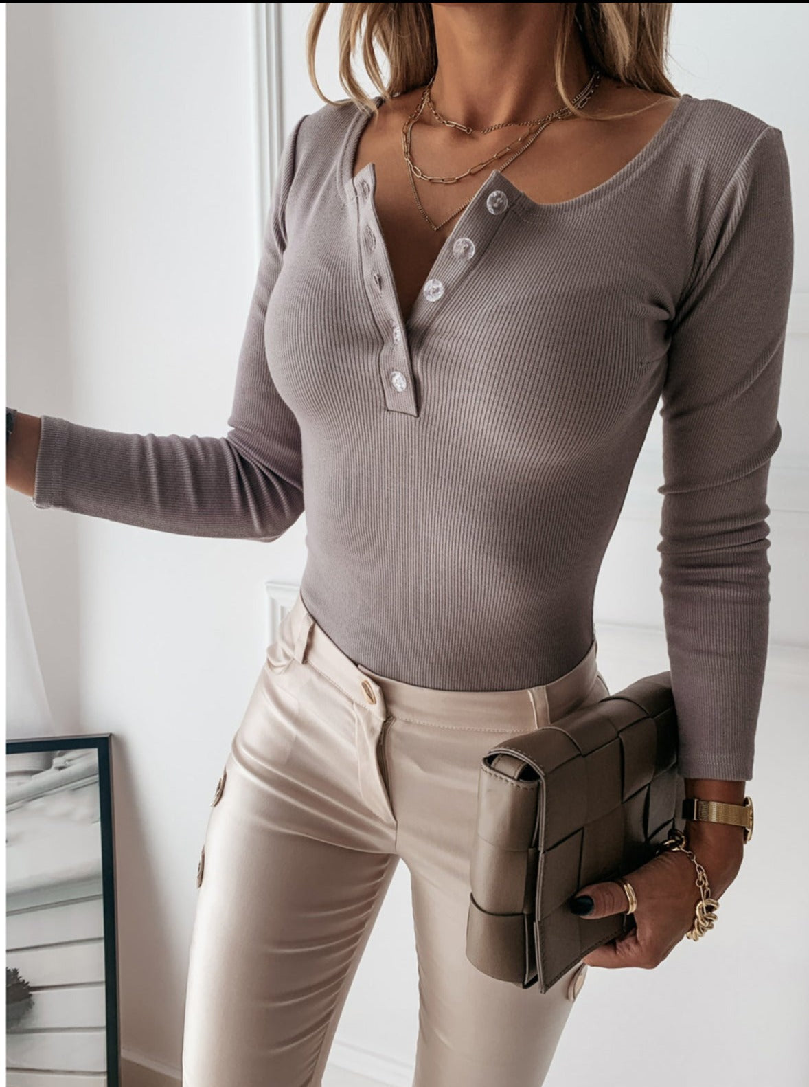 Glevato Carin Ribbed Henley Tee