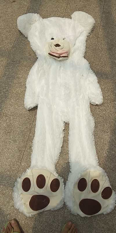 Glevato | Giant Plush Teddy Bear – HugHero