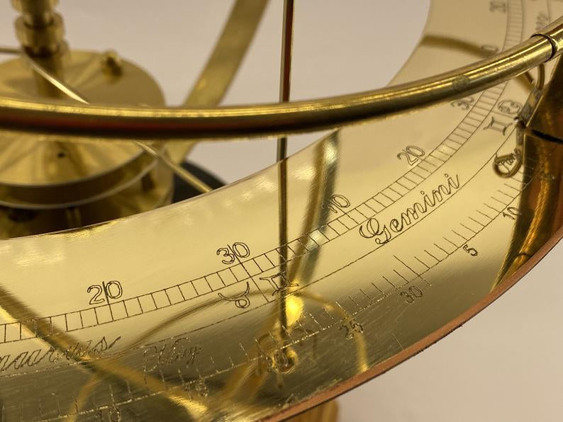 Glevato | Grand Orrery Model of The Solar System