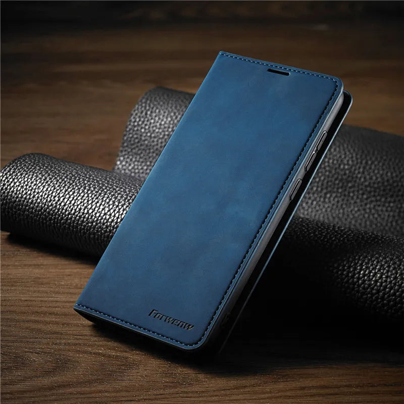 Glevato | iPhone Case: Magnetic Leather Pouch for Stylish Protection