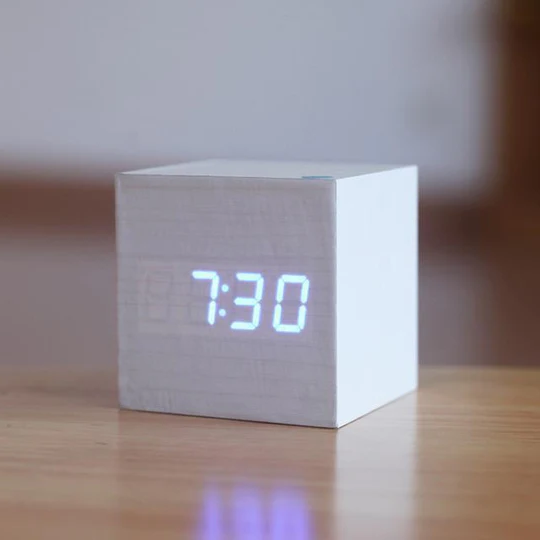 Glevato | Modern Digital Wood Clock