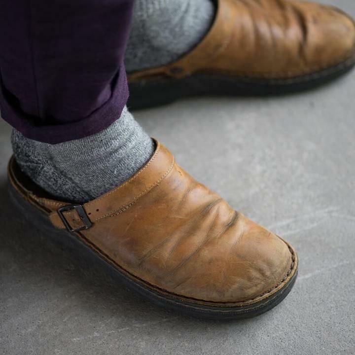Glevato | Orthopedic Slippers for Men | Comfort & Support for Every Day