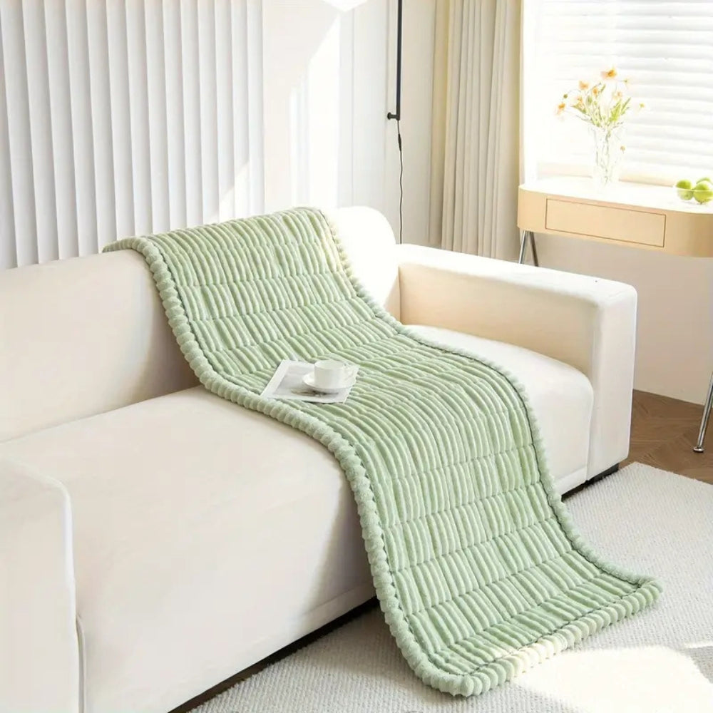Glevato | Plush Pleated Edges Sofa Cover