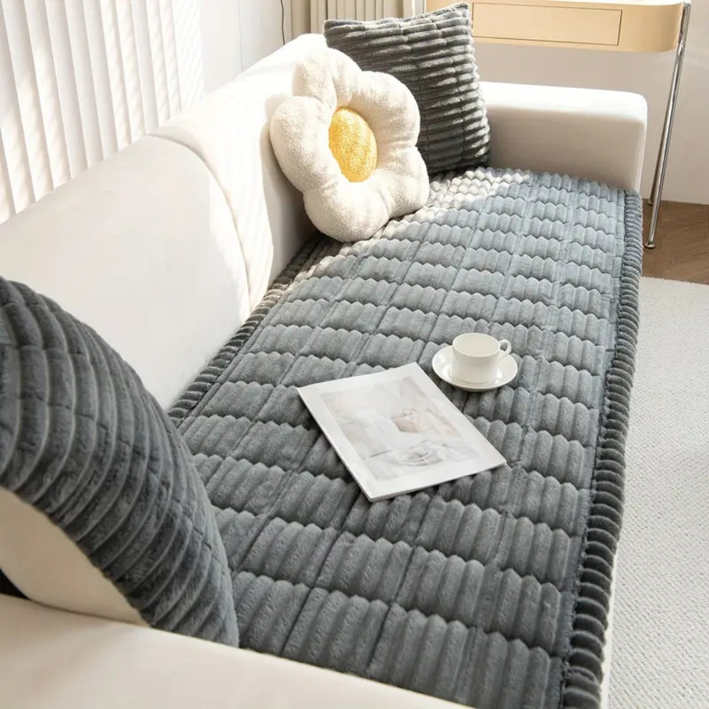 Glevato | Plush Pleated Edges Sofa Cover