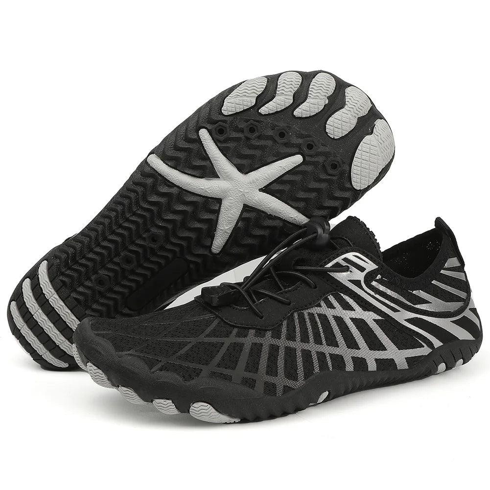 Glevato | Water Shoes with Grid Pattern Detail