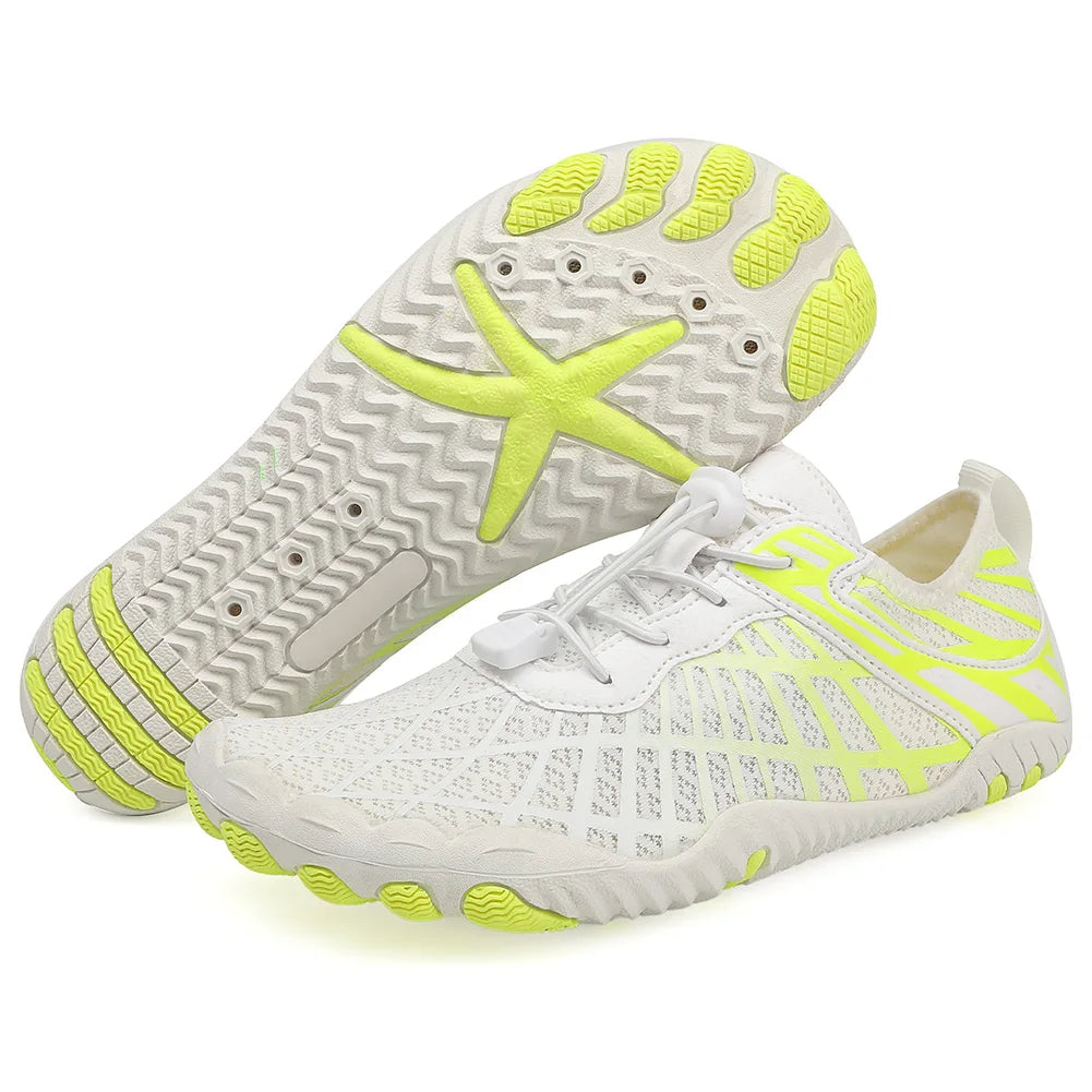 Glevato | Water Shoes with Grid Pattern Detail