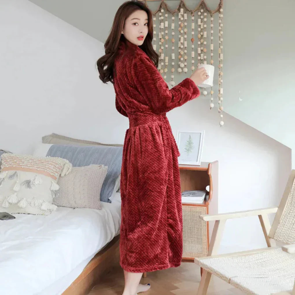 Glevato | Women's Plush Hooded Robe