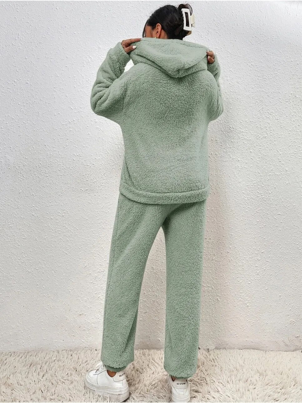 Glevato | Women's Teddy Fleece Hoodie & Jogger Set