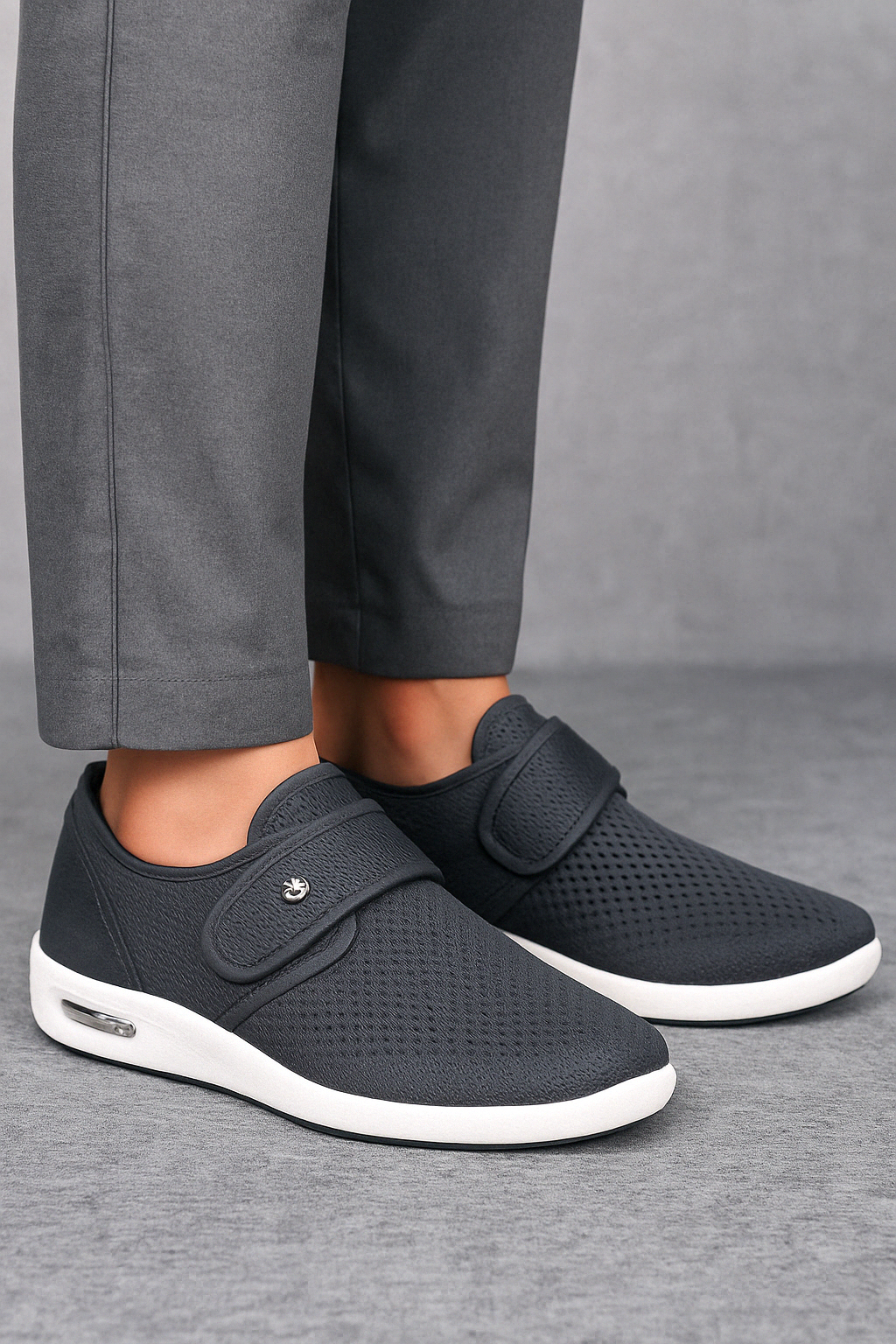 Glevato | Women's Wide Diabetic Comfort Shoes with Hook-and-Loop