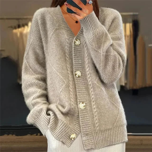 Kardigan damski – miękka dzianina kaszmirowa z guzikami i eleganckimi długimi rękawami