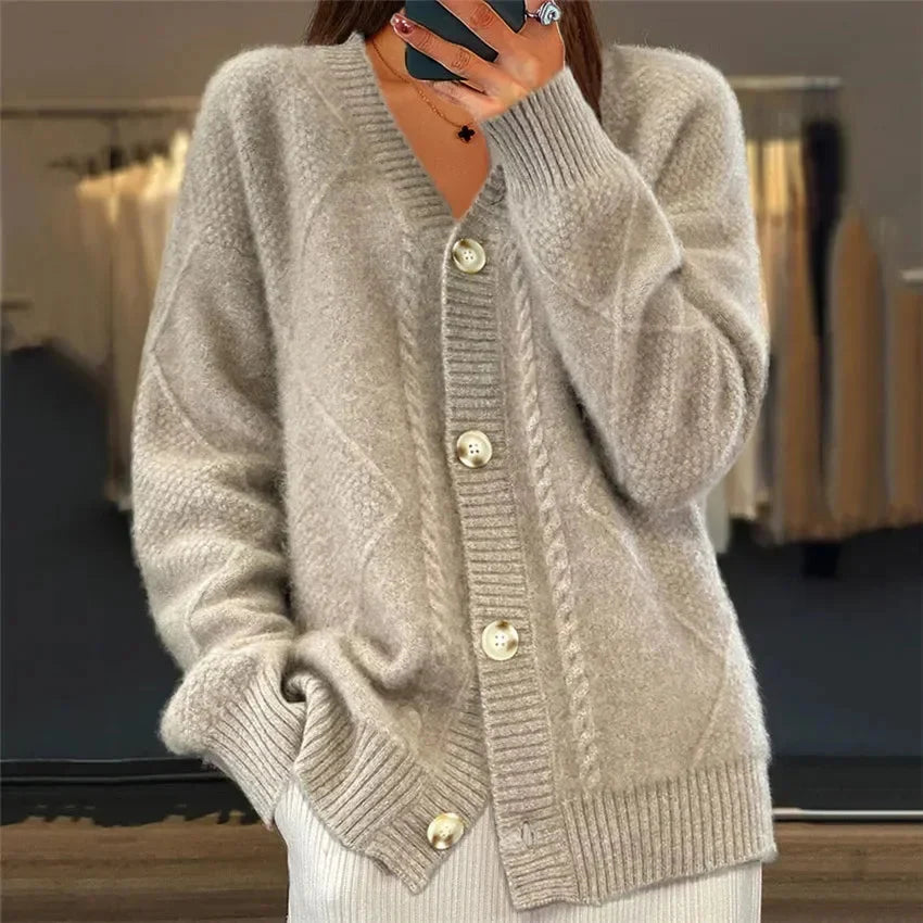 Kardigan damski – miękka dzianina kaszmirowa z guzikami i eleganckimi długimi rękawami