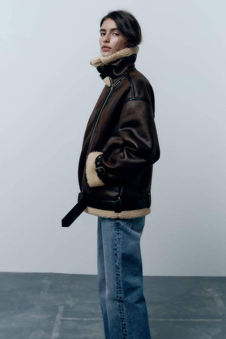 Karina | Jacket with Lapels Made of Synthetic Material