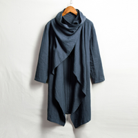 Lniana peleryna unisex z kapturem – swobodny styl