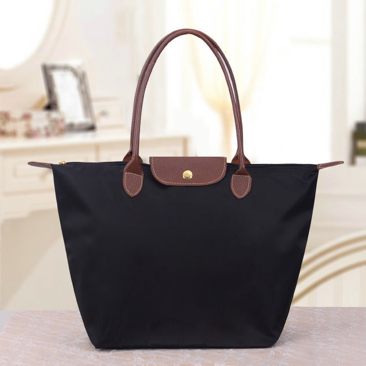 Luxury Oxford Shoulder Bag - Elegance and Practicality for Everyday Use