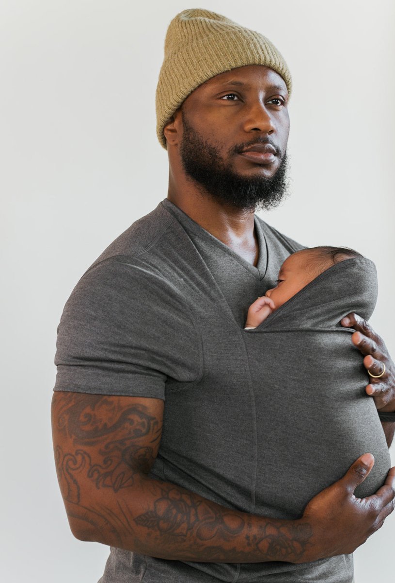 Premium Baby Carrier T-Shirt - Ergonomic Comfort and Practical Style