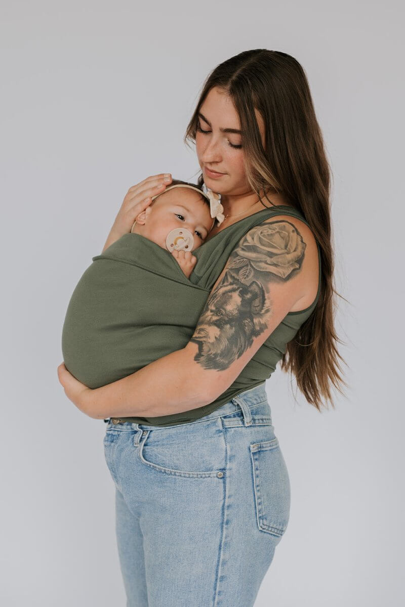 Premium Baby Carrier T-Shirt - Ergonomic Comfort and Practical Style