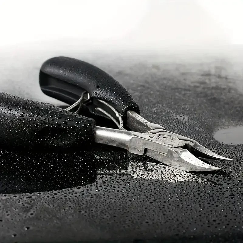 SNIPFORCE PRO - Ergonomic Scissors for Thick & Ingrown Toenails