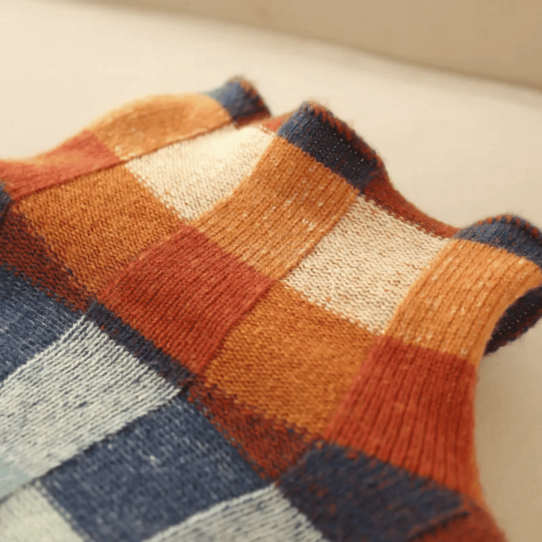 Soft Cashmere Turtleneck | Stylish Patchwork