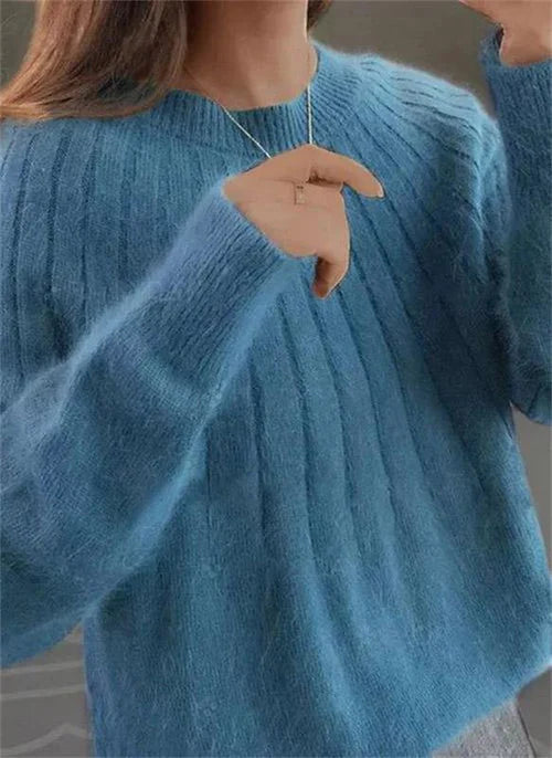 Sweter damski o wełnianym splocie z długim rękawem