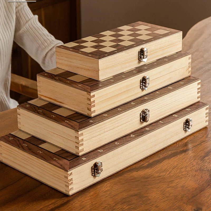 TRAVELCHESS – Portable Magnetic Wooden Chessboard for Fun on the Go