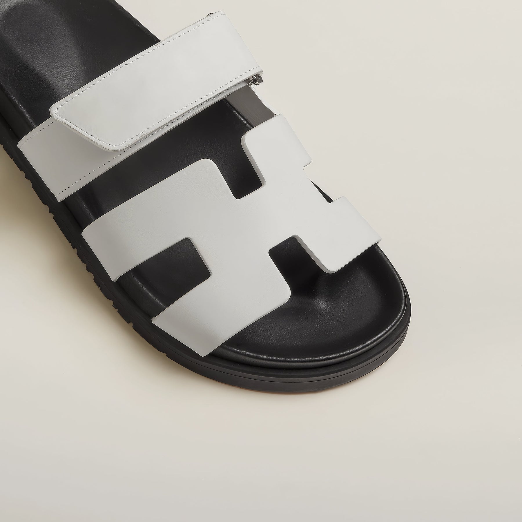 Women's Slippers with Modern Cutout Strap