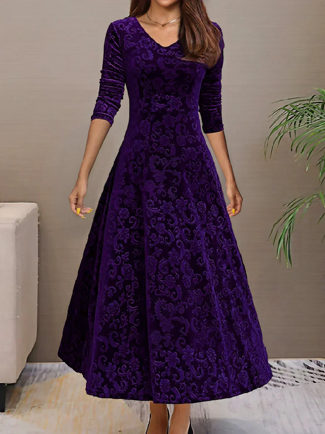 Women's V-neck Velvet Dress - Perfect for Autumn