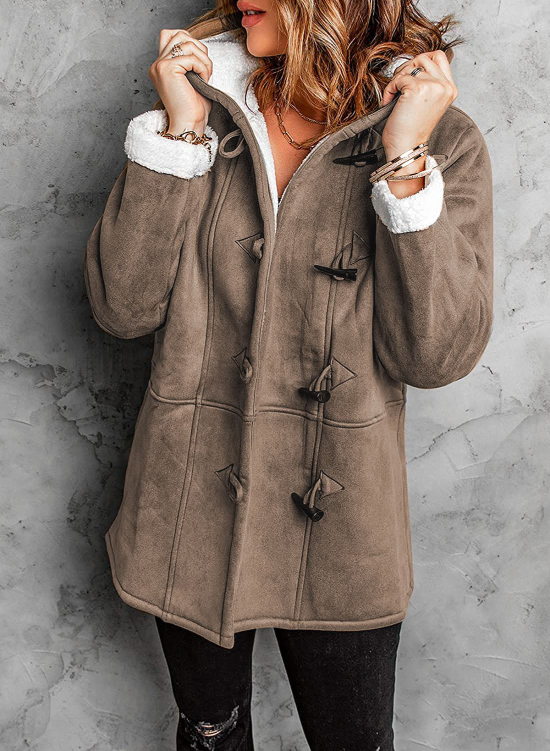 Women's Warm Winter Coat with Hood and Insulating Lining